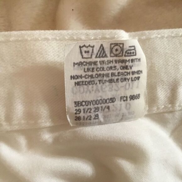 Lee Riders’ Casuals Women’s Size 6 Straight-Leg Cropped Jeans in White Denim - Picture 11 of 12